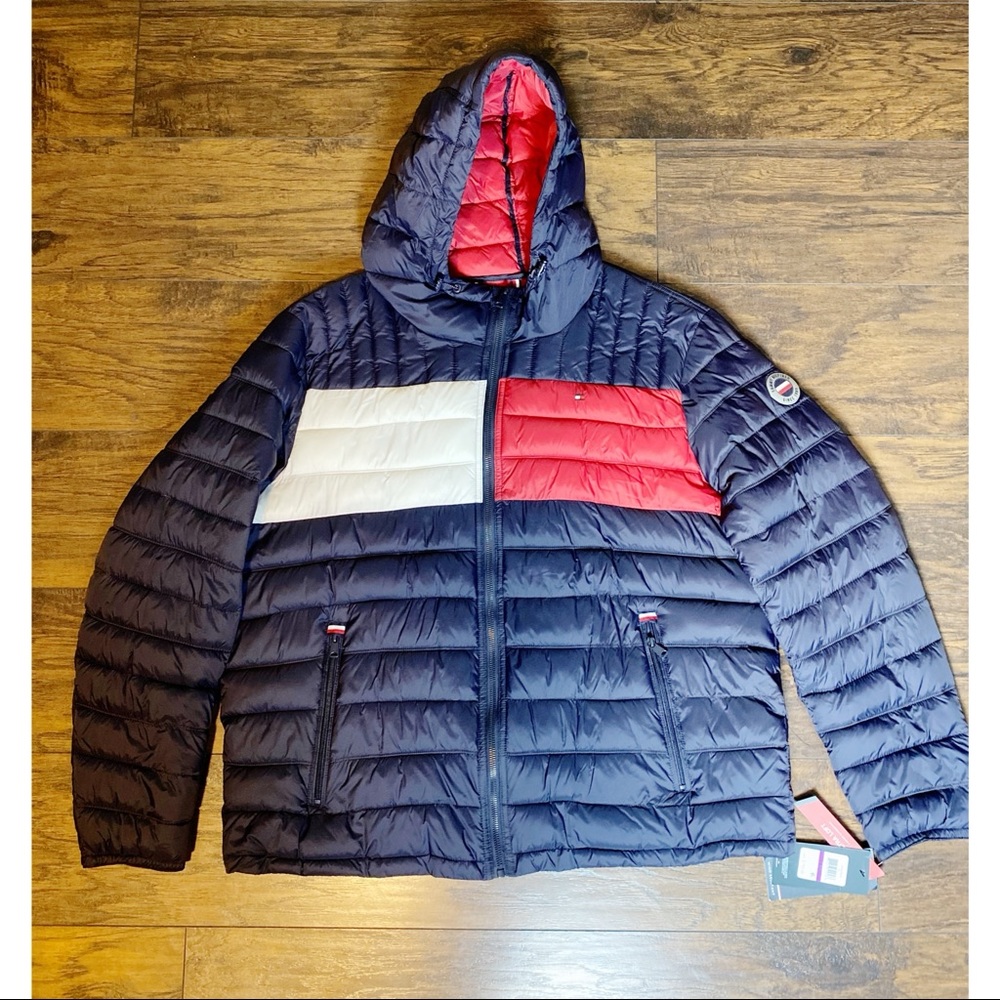 TOMMY HILFIGER ULTRA LOFT WIND RESISTANT HOODED